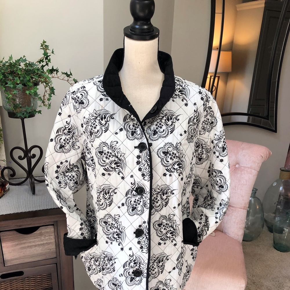 SALE‼️…5.00